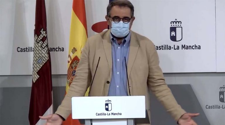 Castilla-La Mancha cierra el ocio nocturno y los prostíbulos desde este sábado y prohíbe fumar en la calle sin distancia de seguridad