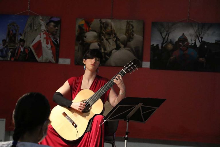 La guitarrista puertollanense Silvia Nogales actuará en la XVII Edición Online del Festival Internacional Art Llobet