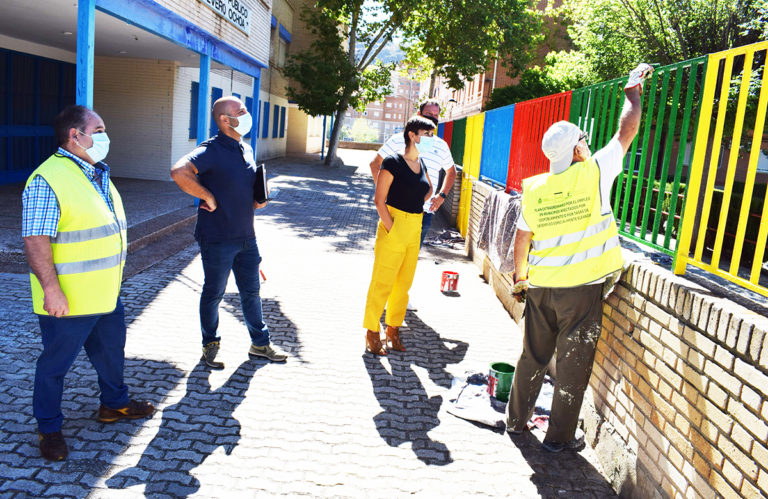 Habrá personal permanente de limpieza durante las horas lectivas en los colegios de Puertollano