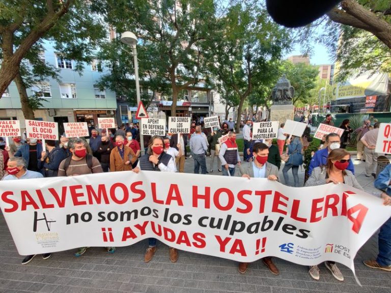 La Federación de Empresarios de Hostelería de C-LM considera «absolutamente insuficientes» las ayudas de la Junta