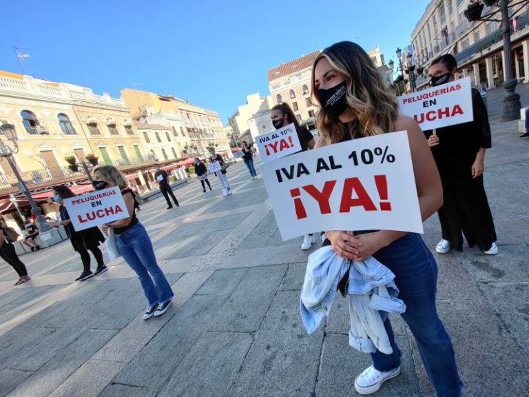 Las peluquerías de Ciudad Real retoman este lunes las protestas para pedir la rebaja del IVA