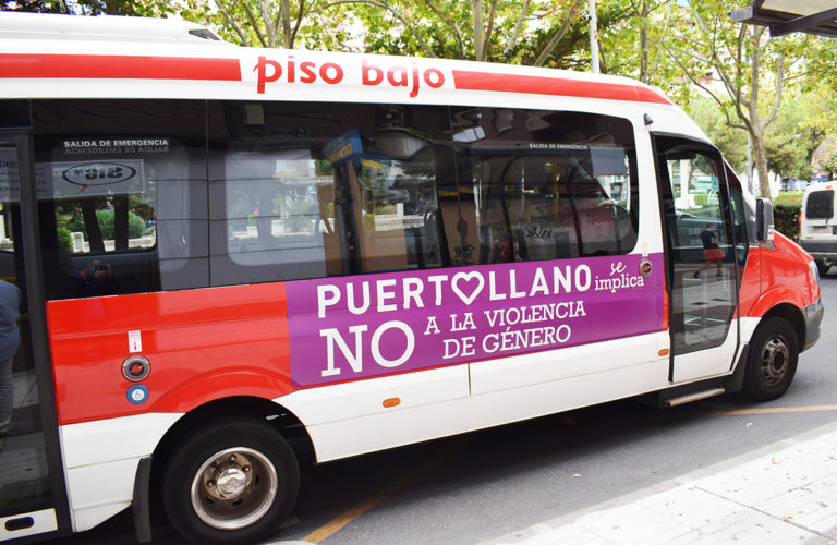 Ayuntamiento de Puertollano y autobuses urbanos se implican contra la violencia de género