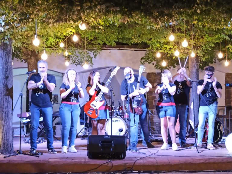 Puertollano: Pantalikes demuestran que la música en vivo también se puede disfrutar en pandemia