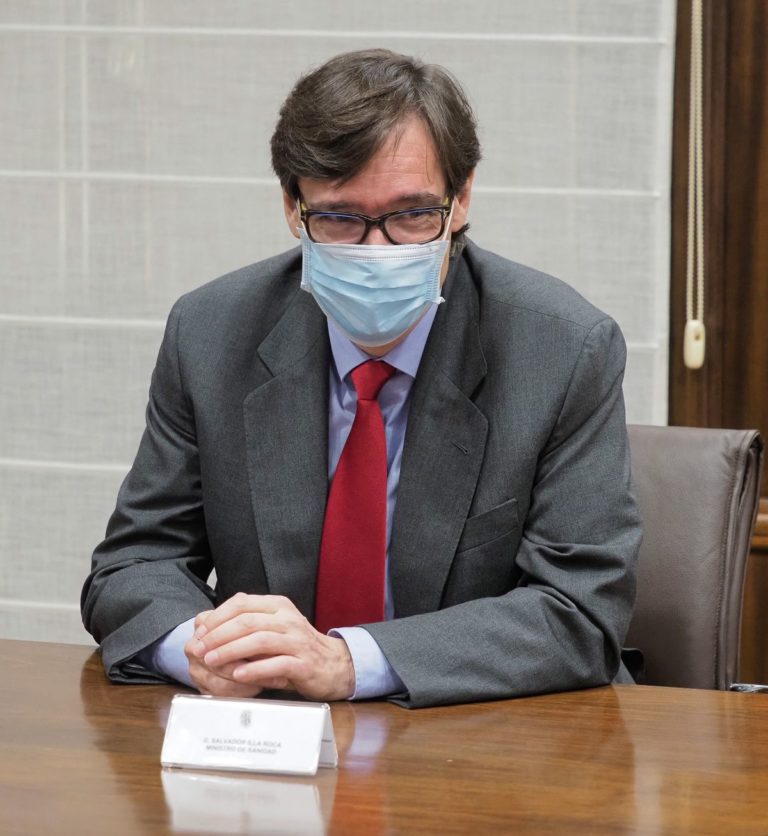 Illa apuesta por la coordinación europea sobre la cepa: En España «no hay constancia»