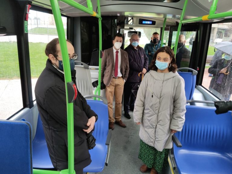 Ciudad Real cuenta con tres nuevos autobuses urbanos accesibles y menos contaminantes