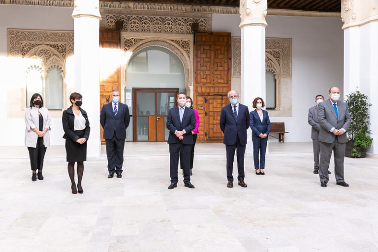 Junta, Ayuntamiento de Puertollano y Repsol trabajarán conjuntamente en el proceso de transición energética del complejo industrial de Puertollano