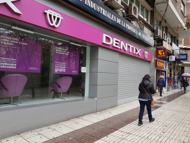 La clínica Dentix cierra en Puertollano