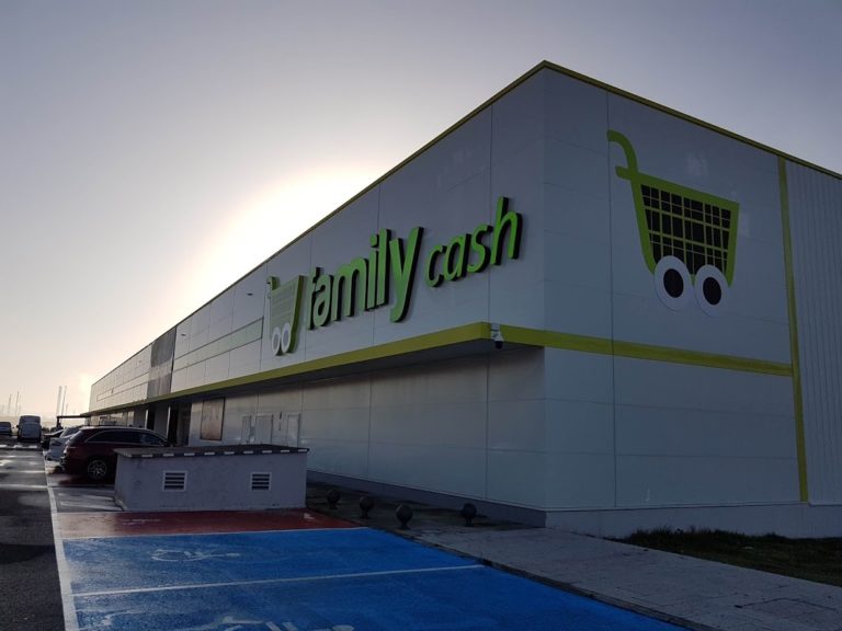Puertollano: Family Cash sorteará 40 coches, 40 televisores y 40 patinetes eléctricos para celebrar su décimo aniversario