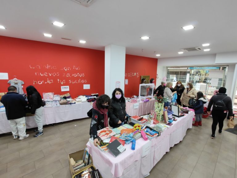 Ciudad Real: El mercadillo de AMUMA abre sus puertas en la calle Calatrava