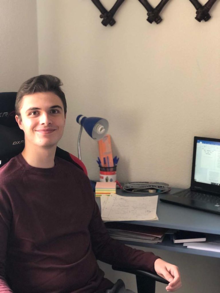 El IES Azuer de Manzanares, triplemente premiado en el XXXII certamen de jóvenes investigadores