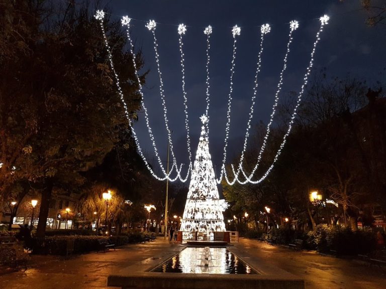 La Navidad más extraña enciende Puertollano