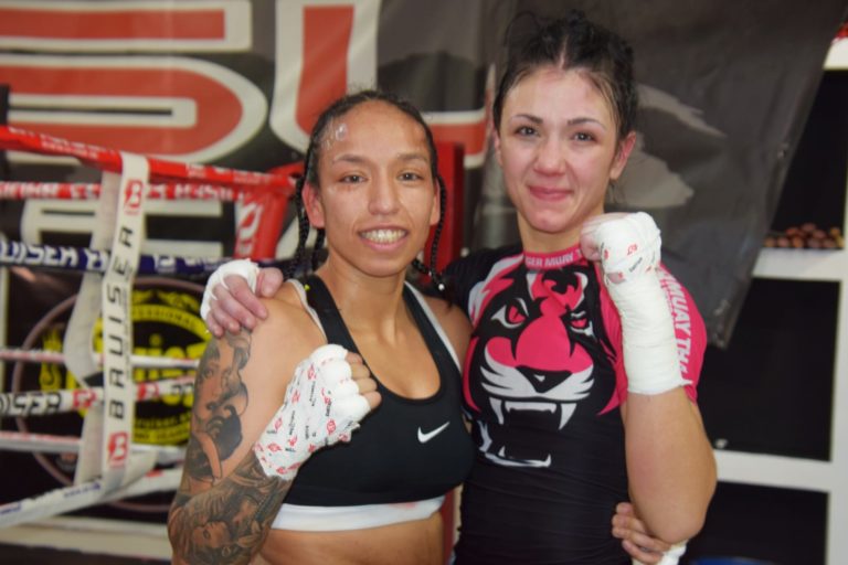 La luchadora puertollanense Sheila García gana in extremis el segundo combate de su reto mundial