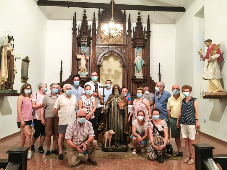 San Antón regresó restaurado a su barrio almodovareño