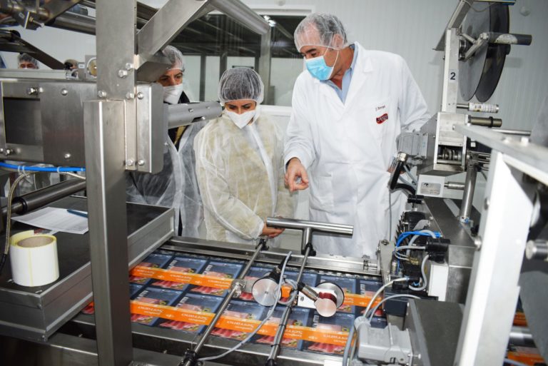 Puertollano: La planta de Jamones Arroyo en La Nava es la mayor productora de jamón loncheado de España