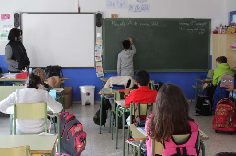 El Gobierno regional convocará el próximo año 1.157 plazas más de los cuerpos de Maestros, Inspección y Catedráticos de Música y Artes Escénicas
