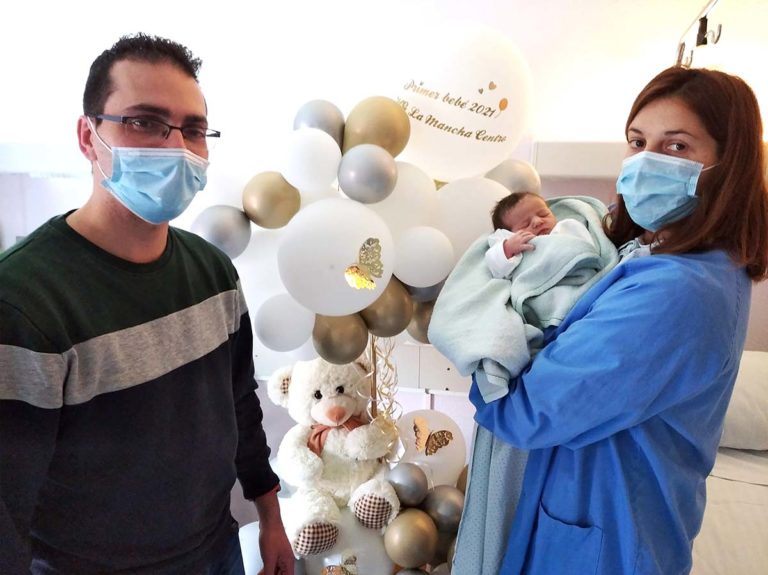 El primer bebé de la provincia de Ciudad Real ha nacido en Alcázar de San Juan y se llama Lucía