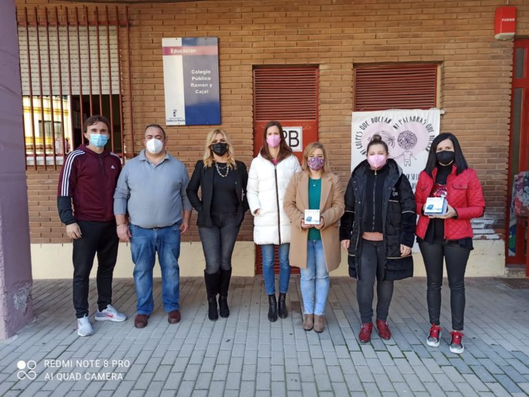 El colegio Ramón y Cajal de Puertollano ya tiene medidores de CO2 en todas las clases
