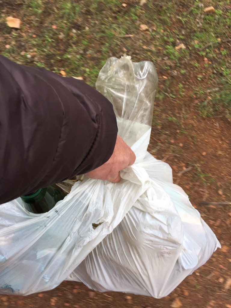 Recoger basura de la naturaleza “no es una causa perdida”