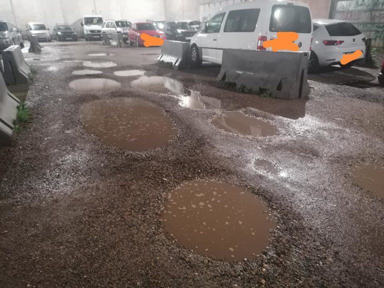 El Ayuntamiento de Puertollano «trabajará» para mejorar el suelo del aparcamiento de la calle Cañas