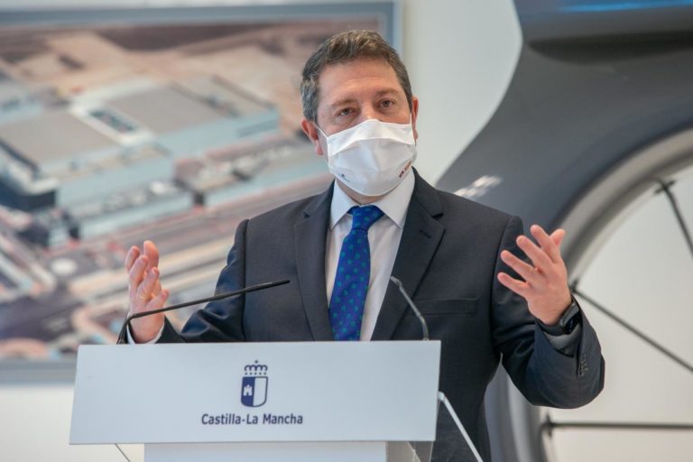 Castilla-La Mancha baraja ampliar toque de queda hasta medianoche pero descarta de momento levantar cierre perimetral