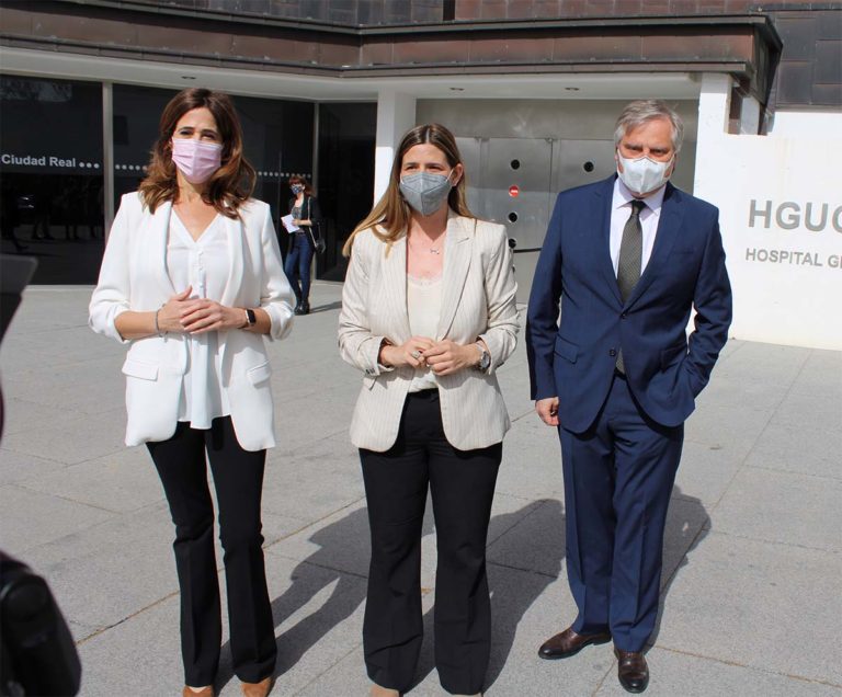 El PP exige a Page que pida perdón a los profesionales sanitarios por sus «reiterados insultos» en la pandemia