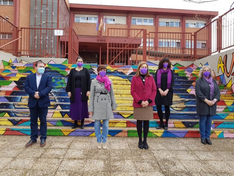 Educación requerirá a partir de este lunes la información a los centros para iniciar la vacunación contra el COVID-19