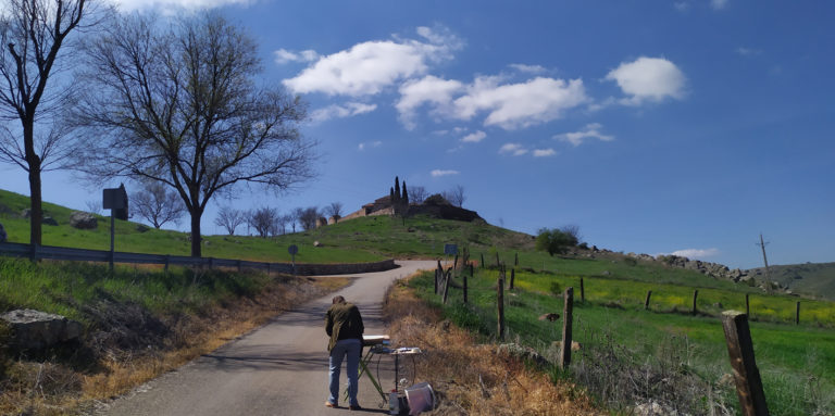 Pintando en el cerro de Alarcos
