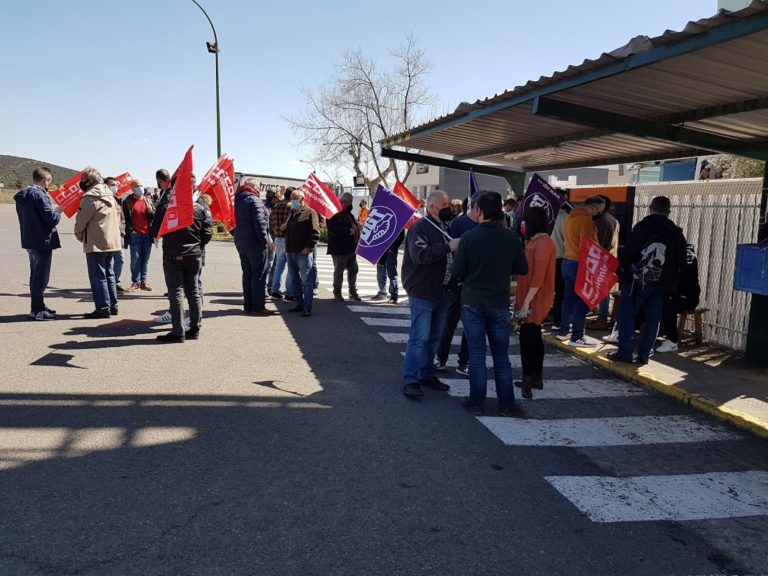 Los trabajadores de ESERMAN en Puertollano vuelven a las protestas ante los «incumplimientos» de la empresa