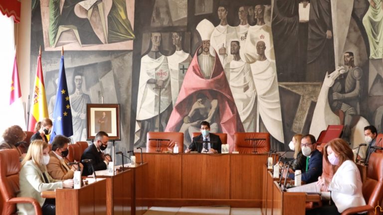 La Diputación de Ciudad Real aprueba 7 millones de euros para un convenio con la Junta que impulsa el plan de empleo regional