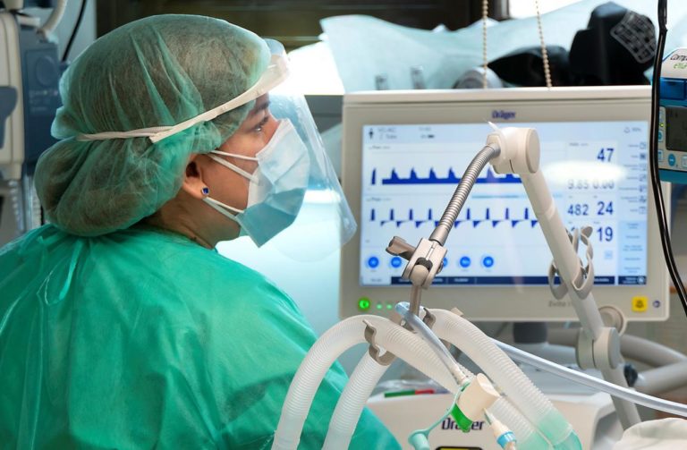 Castilla-La Mancha registró 432 casos por infección de COVID del 2 al 8 de enero en personas mayores de 60 años