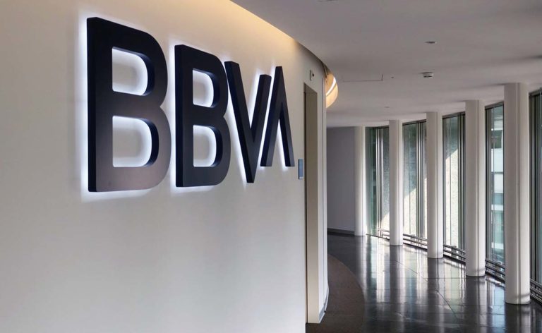 BBVA plantea el despido de 3.798 empleados y el cierre de 530 oficinas