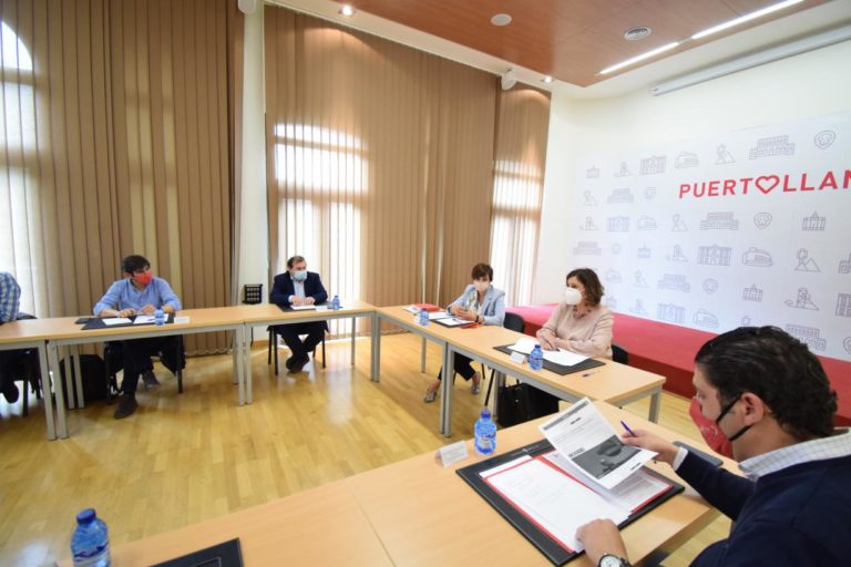 Junta y Ayuntamiento de Puertollano se conjuran para tratar de limitar la afectación del ERTE en Repsol