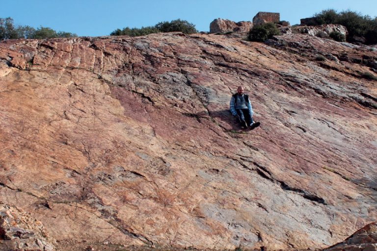 Expertos internacionales analizan las «piedras sagradas» de Puertollano de la mano de Portus Planus