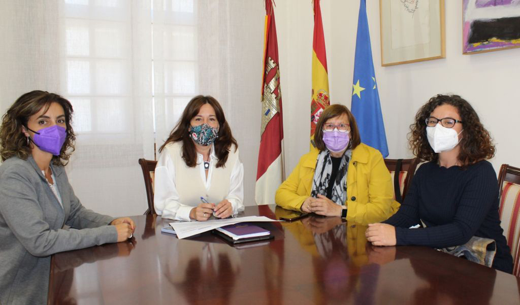 La Plataforma Abolicionista de Ciudad Real se reúne con la consejera de ...
