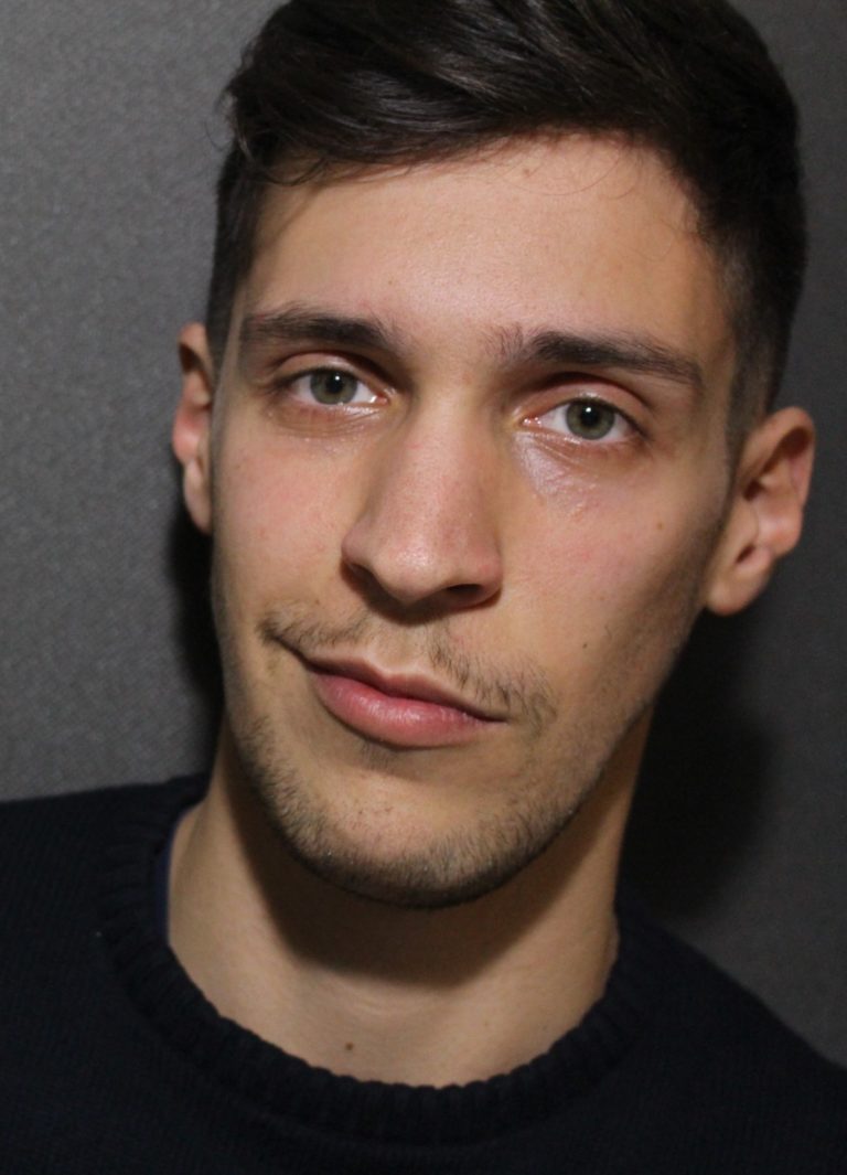 El joven puertollanense Santiago Sánchez organiza las I Jornadas de Arquitectura e Ingeniería del Colegio de España en París