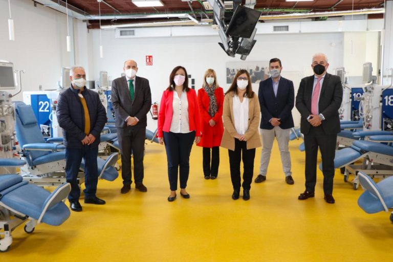 El Gobierno regional mejora la atención de los enfermos renales de Alcázar e incorpora la diálisis de agudos al Hospital Mancha Centro