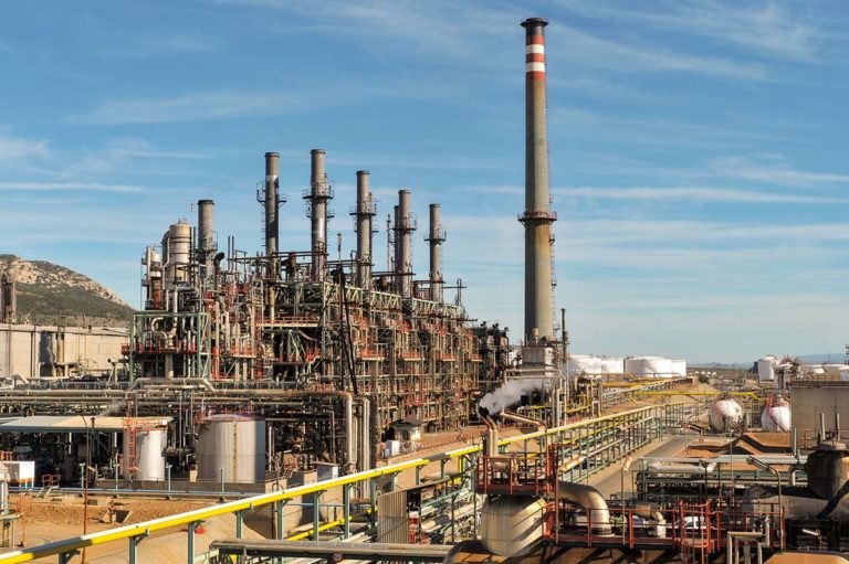 Puertollano: Comienza la parada en Repsol Química, que empleará hasta 1.400 personas con una inversión de más de 100 millones