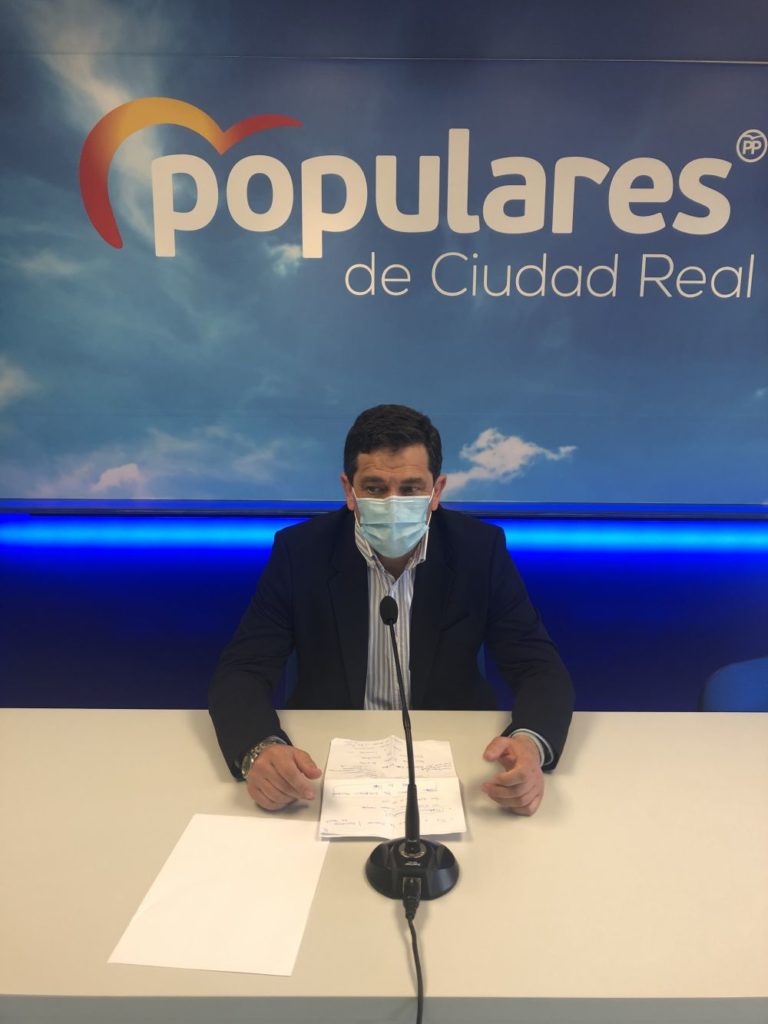 Valverde : «los castellanomanchegos ya no tragan más y la tendencia hacia un gobierno del PP que marcan las encuestas es imparable»