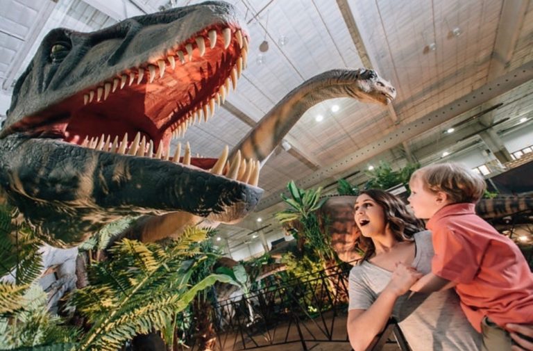 La mayor exposición de dinosaurios animatrónicos llega a Puertollano