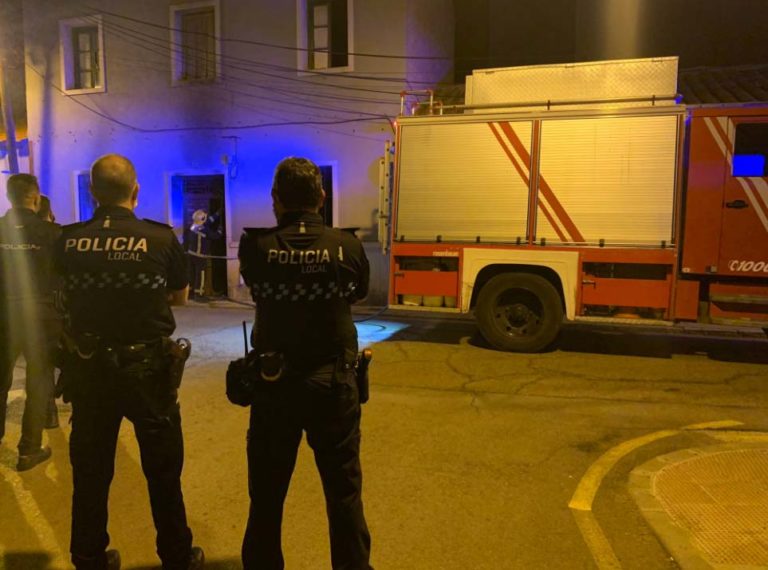 Puertollano: Incendio en una casa abandonada de la calle Gran Capitán