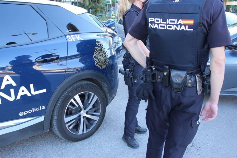 Desarticulada una organización criminal transnacional que traficaba ilegalmente con ciudadanos cubanos