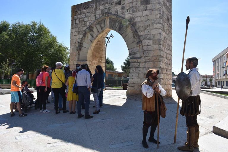 Castilla-La Mancha marca un nuevo récord de empleo en el sector turístico y supera las 52.000 personas cotizantes en el mes de julio