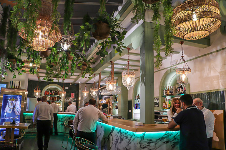 Almodóvar del Campo: Abre el restaurante ‘La Bodega del Cacho’ tras una espectacular renovación