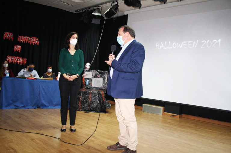 Puertollano: El alcalde asiste al preestreno de “Una historia de mayores” de la Fundación Fuente Agria