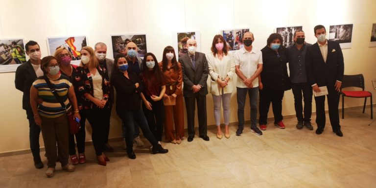 La Asociación de Periodistas de Ciudad Real inaugura la exposición ‘Imborrables’, un reflejo de los meses más duros de la pandemia
