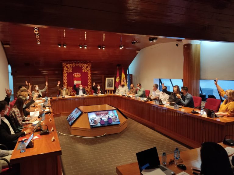 Puertollano: El Pleno ratifica la congelación de tasas e impuestos y aprueba el reparto de 120.000 euros en concepto de «productividad» para los funcionarios