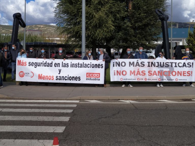 Puertollano: El Comité de Empresa de Repsol Petróleo recupera la unidad en las protestas contra la sanción a dos trabajadores