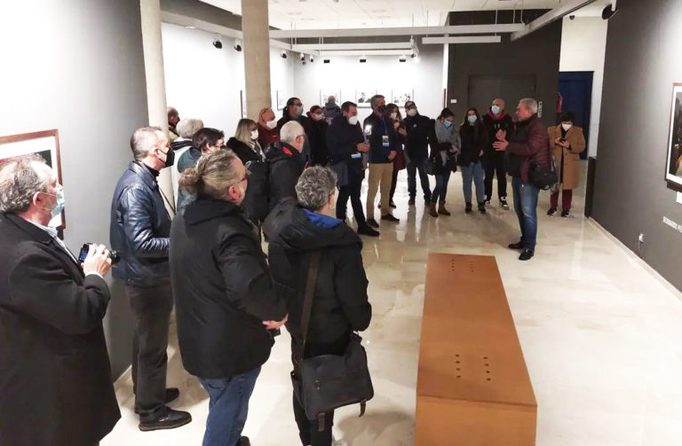 Puertollano: Reencuentro de los fotógrafos de El País con su obra en el Museo García Rodero