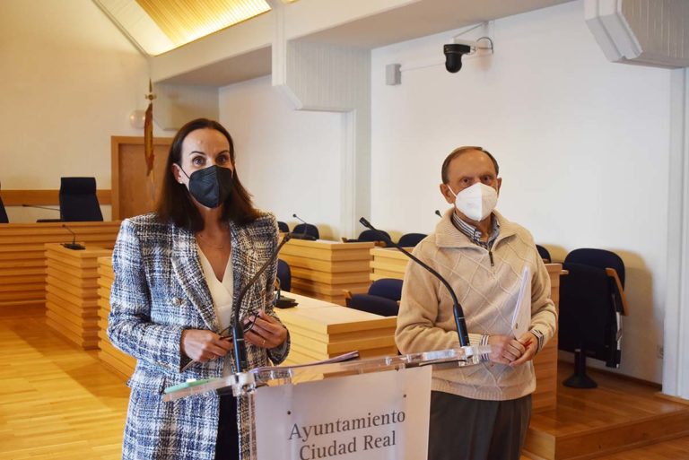 El Ayuntamiento de Ciudad Real presenta unos presupuestos de 80 millones para «avanzar en ayuda social e inversiones de futuro»