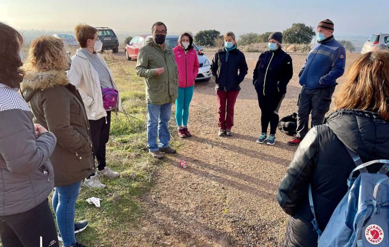 El Ayuntamiento de Ciudad Real realiza la primera jornada de recogida de basura en el embalse del Vicario